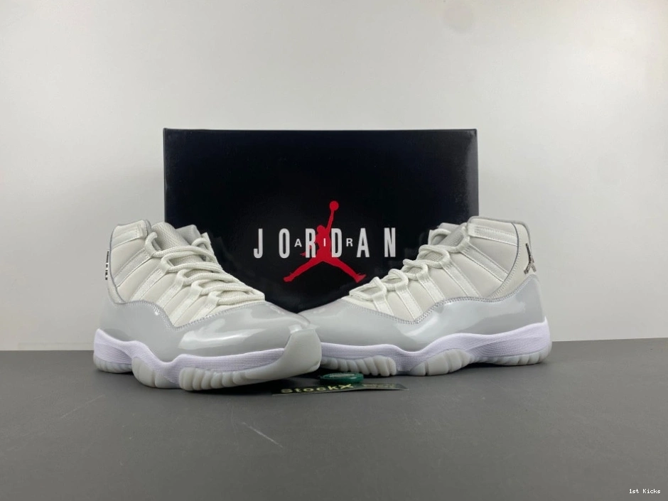 - Grand (Women's) 11 AR0715-110 Jordan Retro Finale 0318